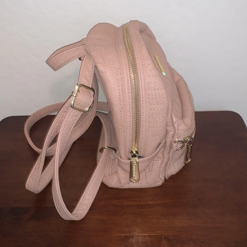 ⭐️❤️HOST PICK❤️⭐️STEVE MADDEN BRAND NEW BACKPACK